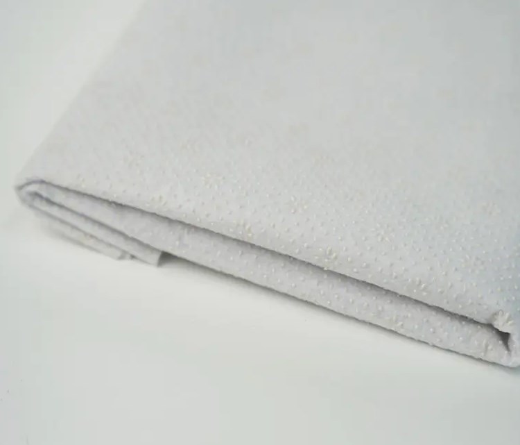 Bakit nagiging mahalagang pagpipilian ang Non-slip Carpet para sa mga modernong tahanan?